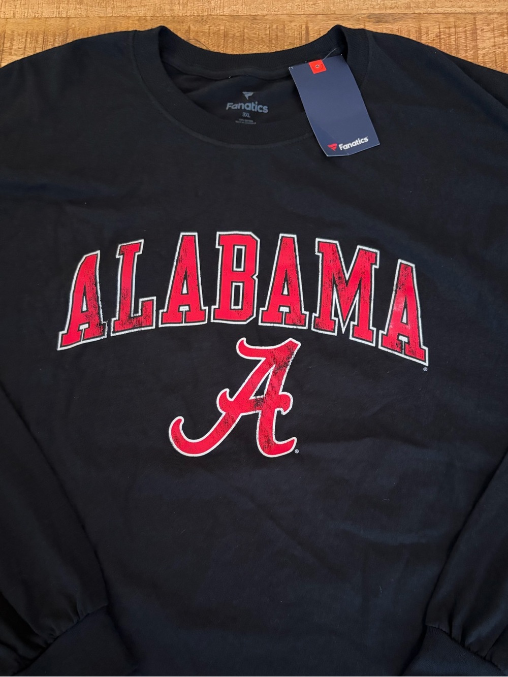 NWT Alabama Crimson Tide Fanatics Distressed Arch Over Logo LS T-Shirt - Picture 4 of 5